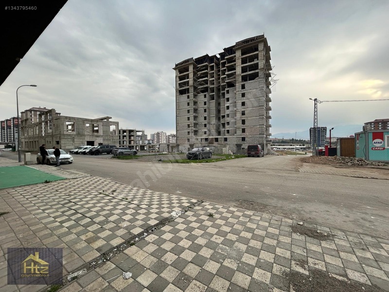 Bornova Konutları Altı 310 M2 Satılık Dükkan — fotoğraf 16