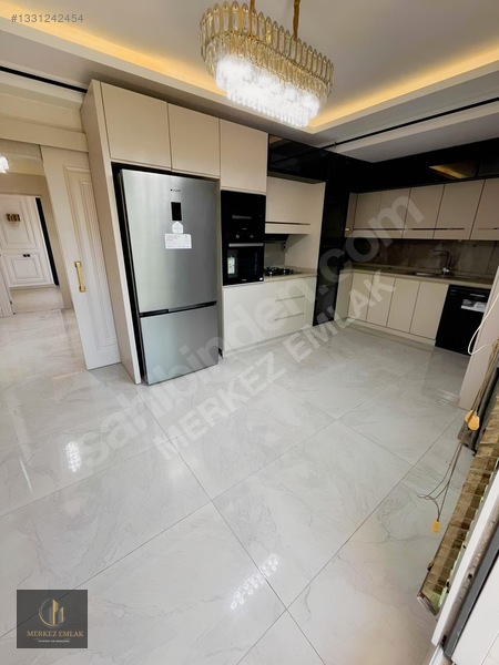 Bağcılar Da Kiralık 2+1 Lüx Daire — fotoğraf 4
