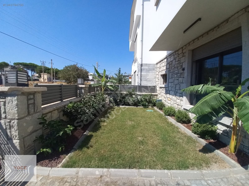 Seferihisar'da Denize 150 Mt 2+1 Satılık Villa Oturmaya Hazır — fotoğraf 3