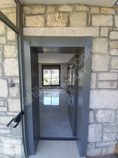 Seferihisar'da Denize 150 Mt 2+1 Satılık Villa Oturmaya Hazır — fotoğraf 8