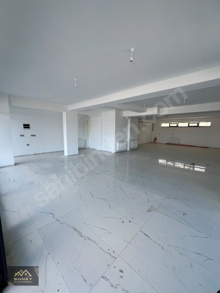 Güney Emlaktan Satılık İşyeri — fotoğraf 2