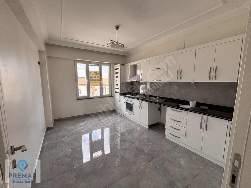 Güvenevler De Yeni Bakımlı 3+1 Kiralık Daire — fotoğraf 7
