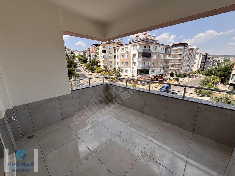 Güvenevler De Yeni Bakımlı 3+1 Kiralık Daire — fotoğraf 15