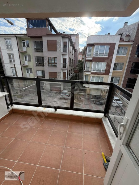 Kafkaslar Gayrimenkulden Güller Sokakta 3+1 — fotoğraf 11