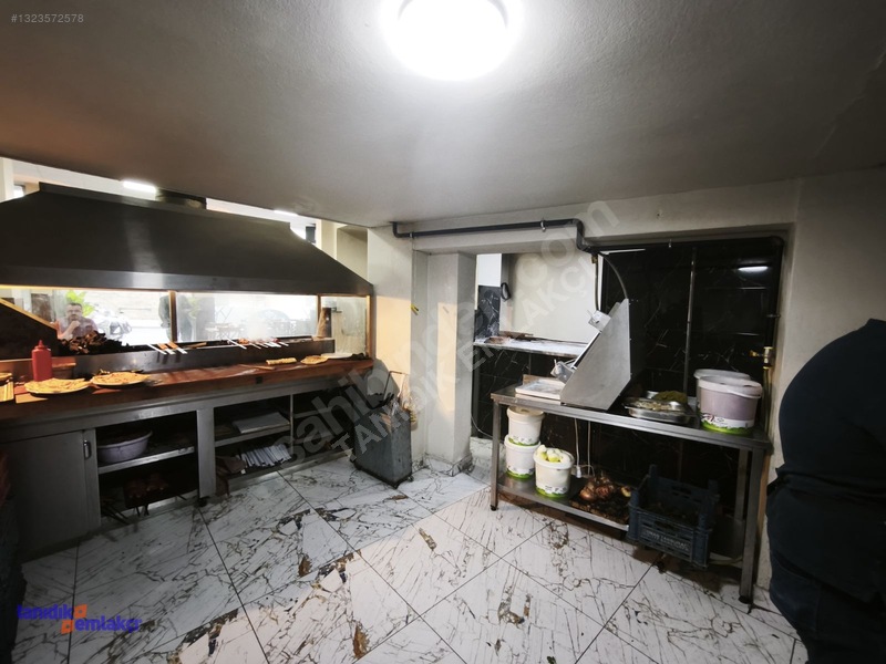 Tanıdık Emlakçı'dan Bor Merkezde Aktif Cirolu Kebap Salonu — fotoğraf 8