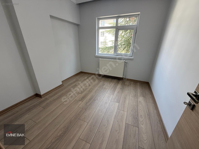 Elvan Mah.de 3+1 Ara Kat Ön Cephe Full Yapılı Masrafsız Satılık — fotoğraf 5