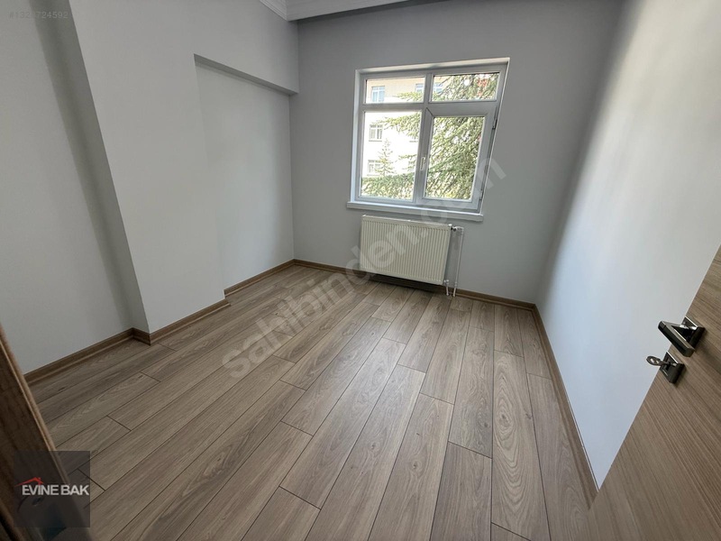 Elvan Mah.de 3+1 Ara Kat Ön Cephe Full Yapılı Masrafsız Satılık — fotoğraf 6