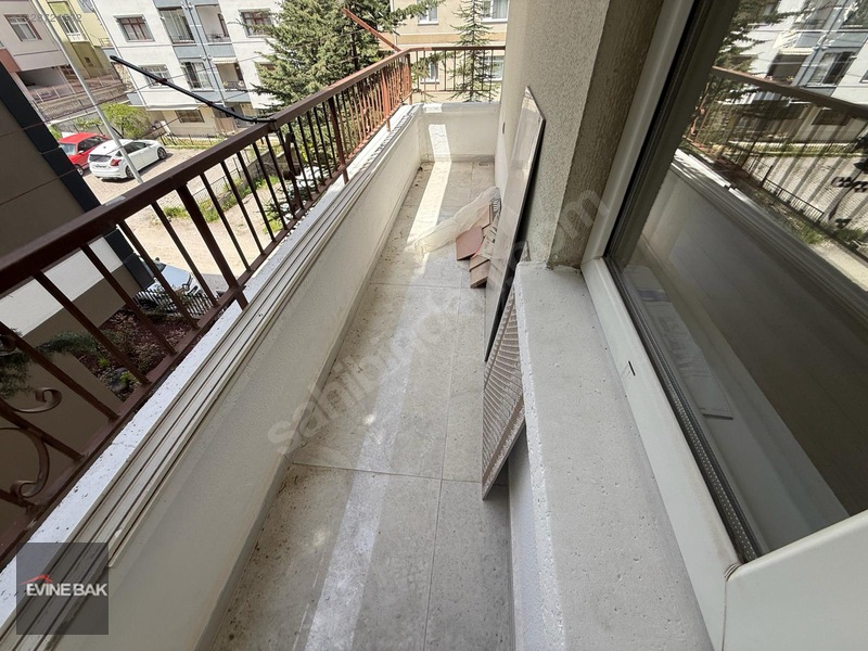 Elvan Mah.de 3+1 Ara Kat Ön Cephe Full Yapılı Masrafsız Satılık — fotoğraf 26