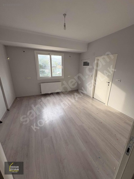 Kozan Divan Emlak'tan Çanaklı Kavşağında Kiralık 3+1 — fotoğraf 12
