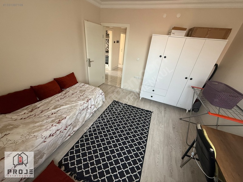 Sıtmayanı Cadde Üzeri Eşyalı 2+1 Kiralık Daire — fotoğraf 3