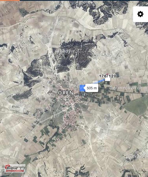 Artı'dan Aslanapa Ören Köy'de Satılık Yol Cepheli 1700 M2 Tarla — fotoğraf 2
