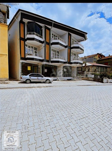 Emineller Emlak Fırsat İşyeri Merkezi Konumda — fotoğraf 2
