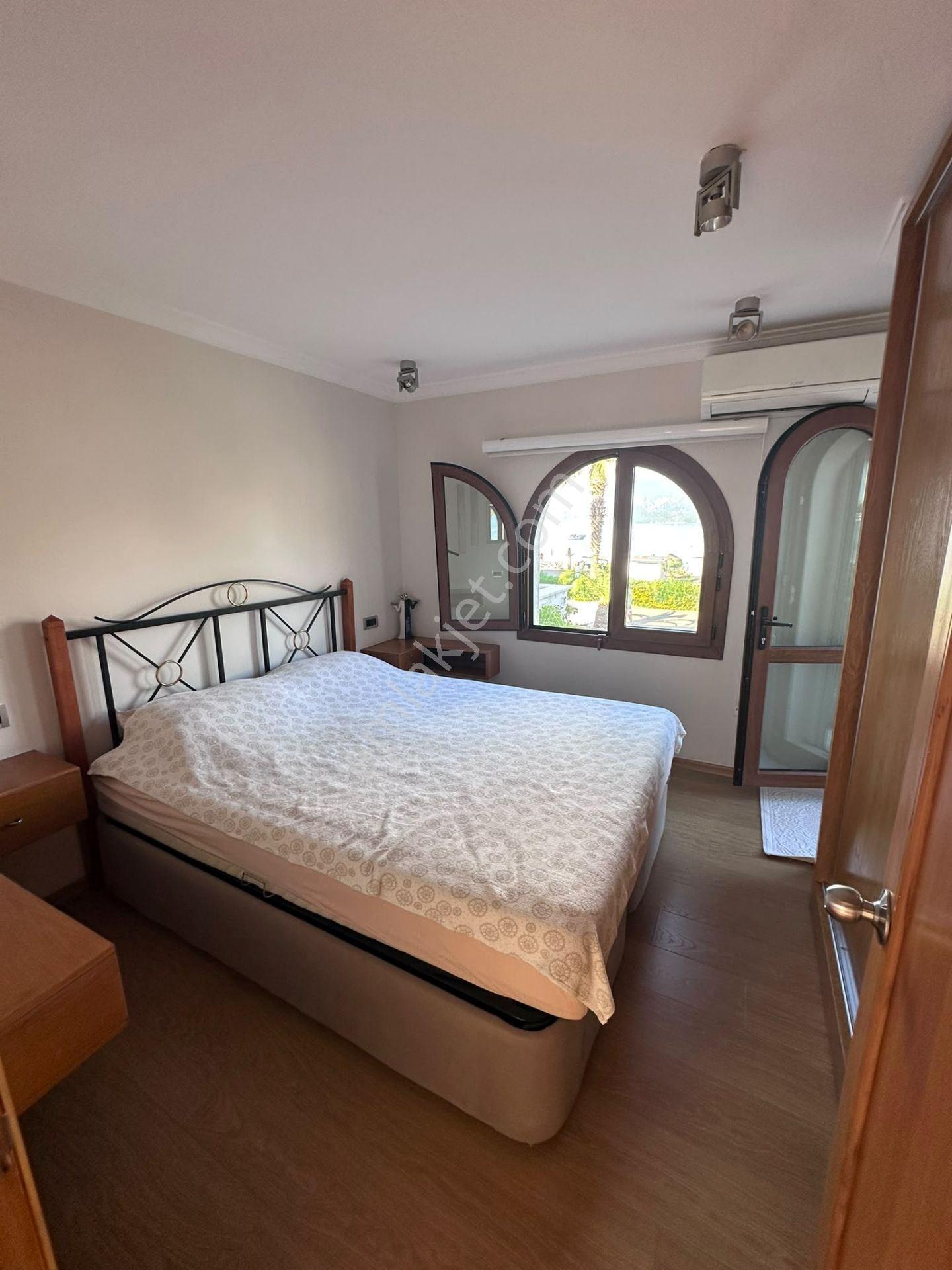 Marmaris İçmelerde Özel Plajlı Denize Sıfır Sitede Villa — fotoğraf 25