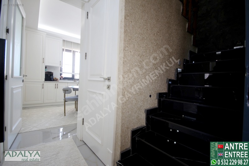 Adalya 'da Sarısalkım'da 3+1 Satılık Villa — fotoğraf 8