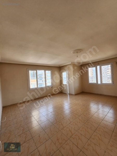 Uçan'dan Mezitlide 3+1 Aylık Ödemeli Eşyasız Kiralık Daire