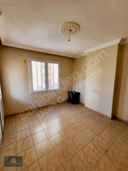 Uçan'dan Mezitlide 3+1 Aylık Ödemeli Eşyasız Kiralık Daire — fotoğraf 3