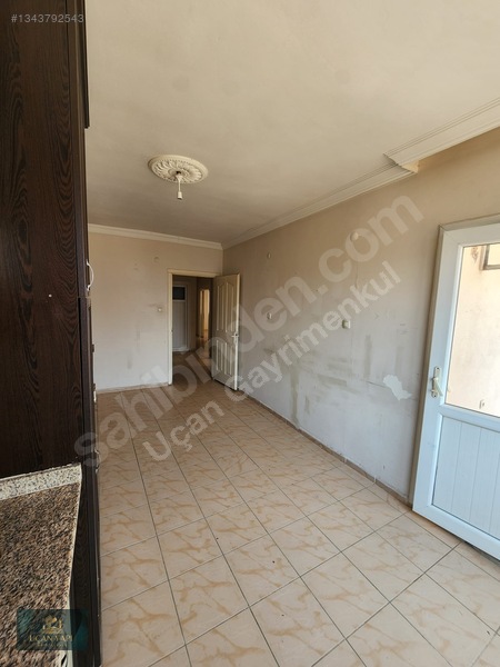 Uçan'dan Mezitlide 3+1 Aylık Ödemeli Eşyasız Kiralık Daire — fotoğraf 24