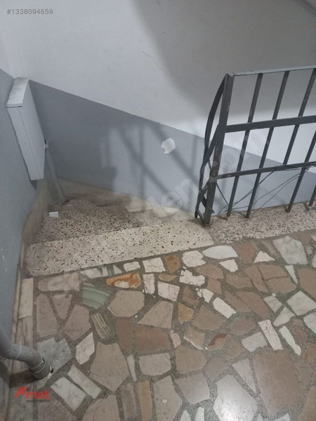Sarıyer Cumhuriyet Mah. Metro Ve Ulaşım Yanı Caddede Kiralık 2+1 — fotoğraf 4