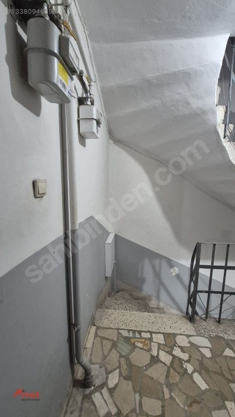 Sarıyer Cumhuriyet Mah. Metro Ve Ulaşım Yanı Caddede Kiralık 2+1 — fotoğraf 13