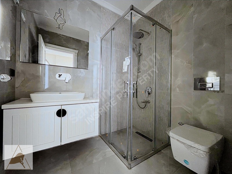 Zümrüd Ü Anka Yuvacık Da En Ön Sıra Şerefiyeli Satılık 4+1 Villa — fotoğraf 15