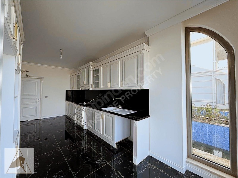 Zümrüd Ü Anka Yuvacık Da En Ön Sıra Şerefiyeli Satılık 4+1 Villa — fotoğraf 23
