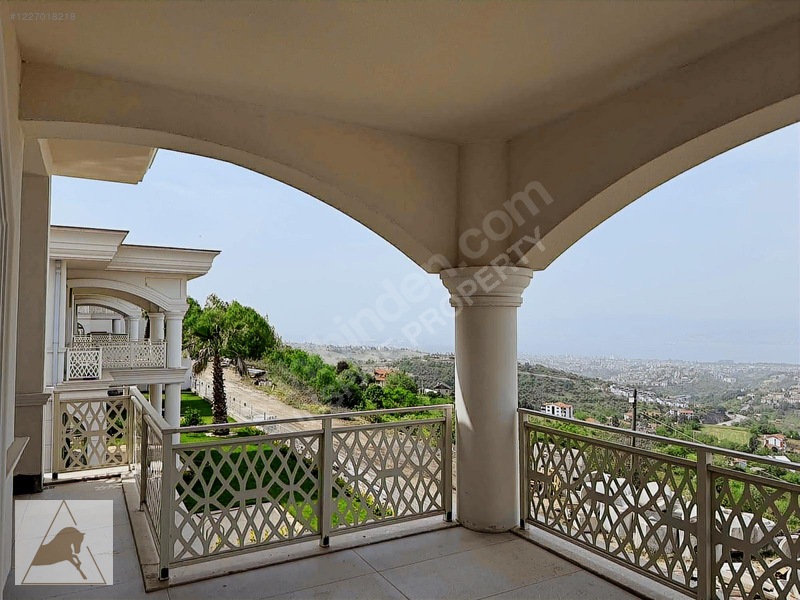 Zümrüd Ü Anka Yuvacık Da En Ön Sıra Şerefiyeli Satılık 4+1 Villa — fotoğraf 34