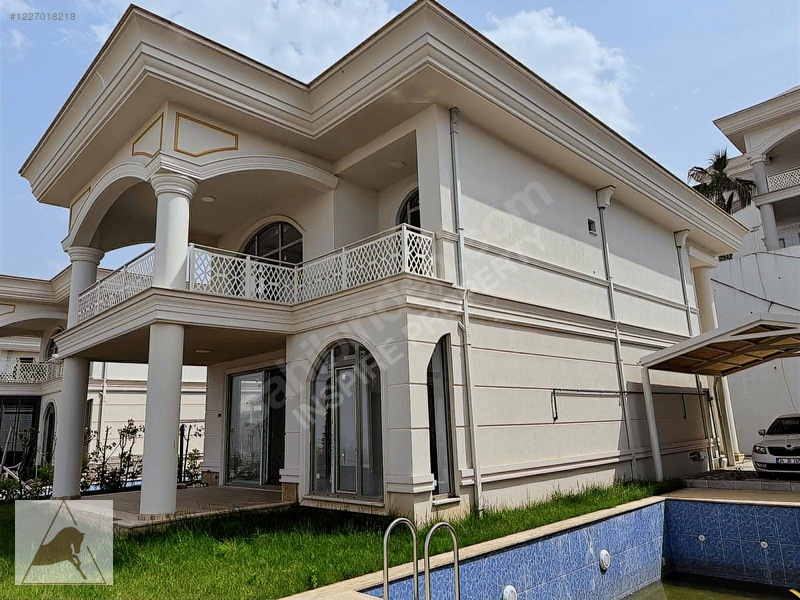 Zümrüd Ü Anka Yuvacık Da En Ön Sıra Şerefiyeli Satılık 4+1 Villa — fotoğraf 36