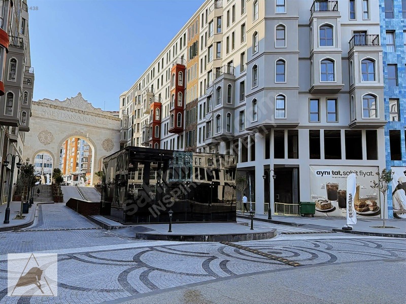 Meydan Ardıçlı'da Geniş Cephe Kiralık Dükkan — fotoğraf 13
