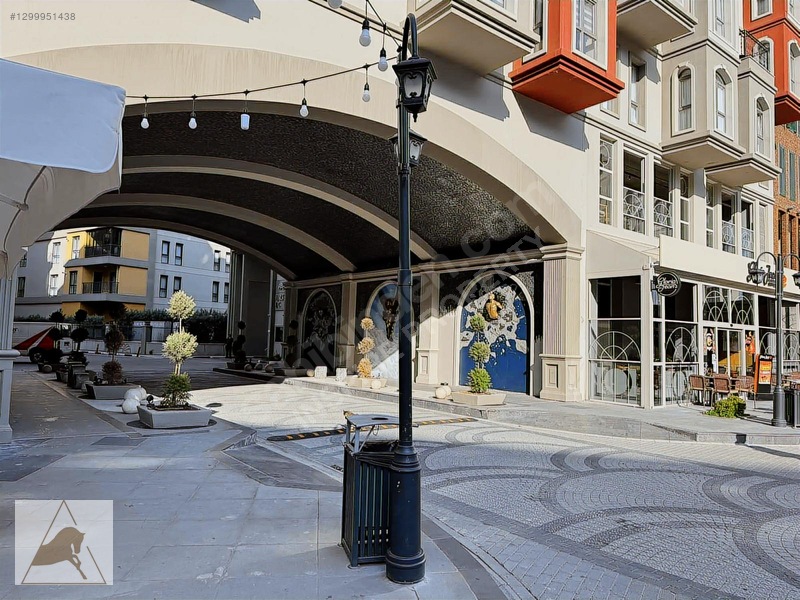Meydan Ardıçlı'da Geniş Cephe Kiralık Dükkan — fotoğraf 17