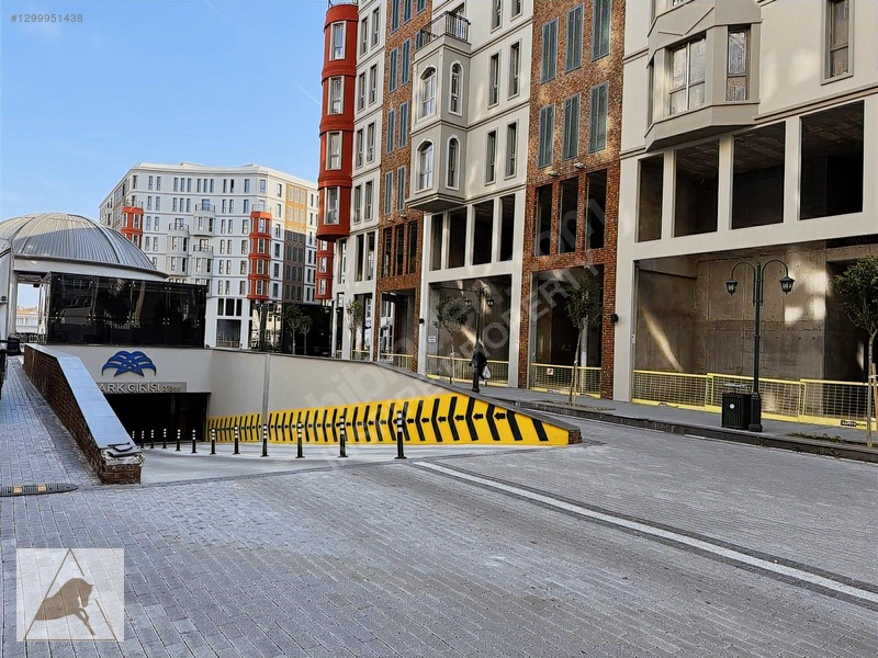 Meydan Ardıçlı'da Geniş Cephe Kiralık Dükkan — fotoğraf 19