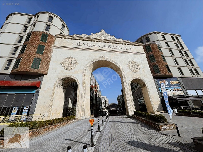 Meydan Ardıçlı'da Geniş Cephe Kiralık Dükkan — fotoğraf 20