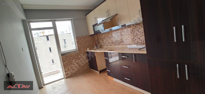 Antalya Yıldız'da 5 Kat Asansörsüz 3+1 Kiralık Daire — fotoğraf 3