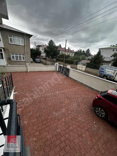 Realty World Demıroğlu Güvencesiyle Satılık Lüks 2+1 Daire — fotoğraf 4