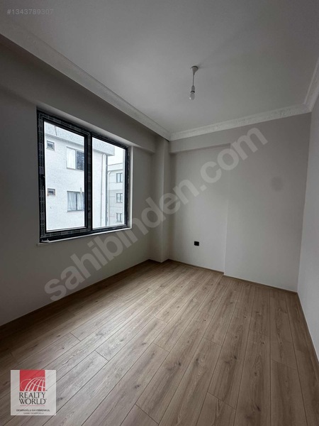 Realty World Demıroğlu Güvencesiyle Satılık Lüks 2+1 Daire — fotoğraf 7