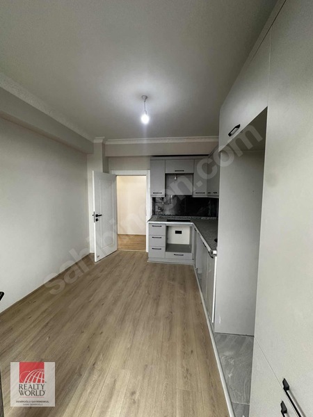 Realty World Demıroğlu Güvencesiyle Satılık Lüks 2+1 Daire — fotoğraf 21