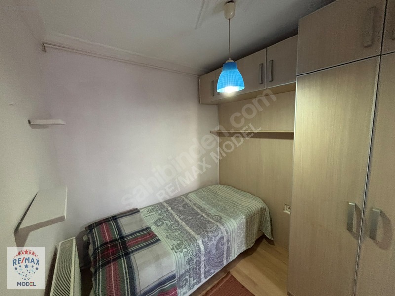 Çiğli Egekent'de Eşyalı 1+1 Satılık Daire — fotoğraf 17