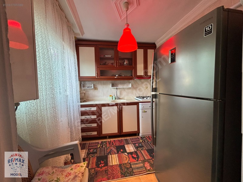 Çiğli Egekent'de Eşyalı 1+1 Satılık Daire — fotoğraf 19