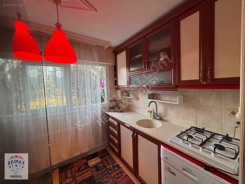 Çiğli Egekent'de Eşyalı 1+1 Satılık Daire — fotoğraf 22