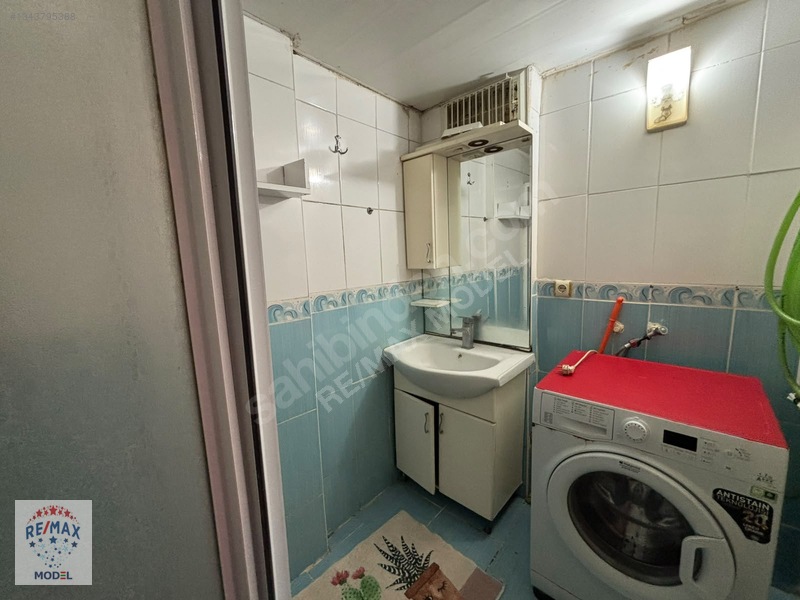 Çiğli Egekent'de Eşyalı 1+1 Satılık Daire — fotoğraf 26