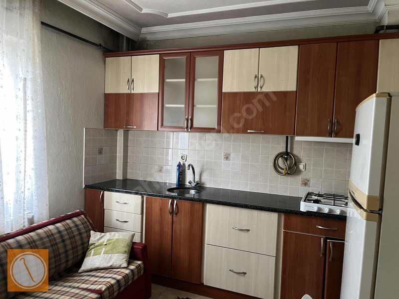 Merkezde Iyaşa Duraklara Yakın 2+1 2.kat Geniş Apart Daire — fotoğraf 4