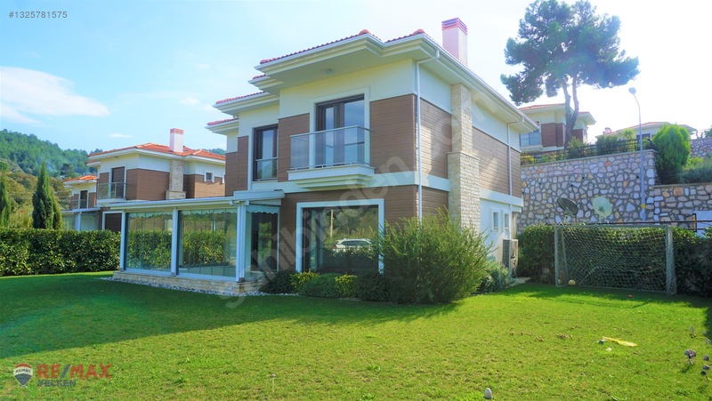Remax Yelken'den Havuzlu, Güvenlikli Site İçi, Tam Müstakil — fotoğraf 5