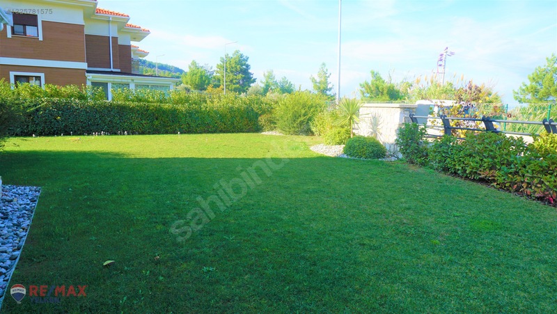 Remax Yelken'den Havuzlu, Güvenlikli Site İçi, Tam Müstakil — fotoğraf 8