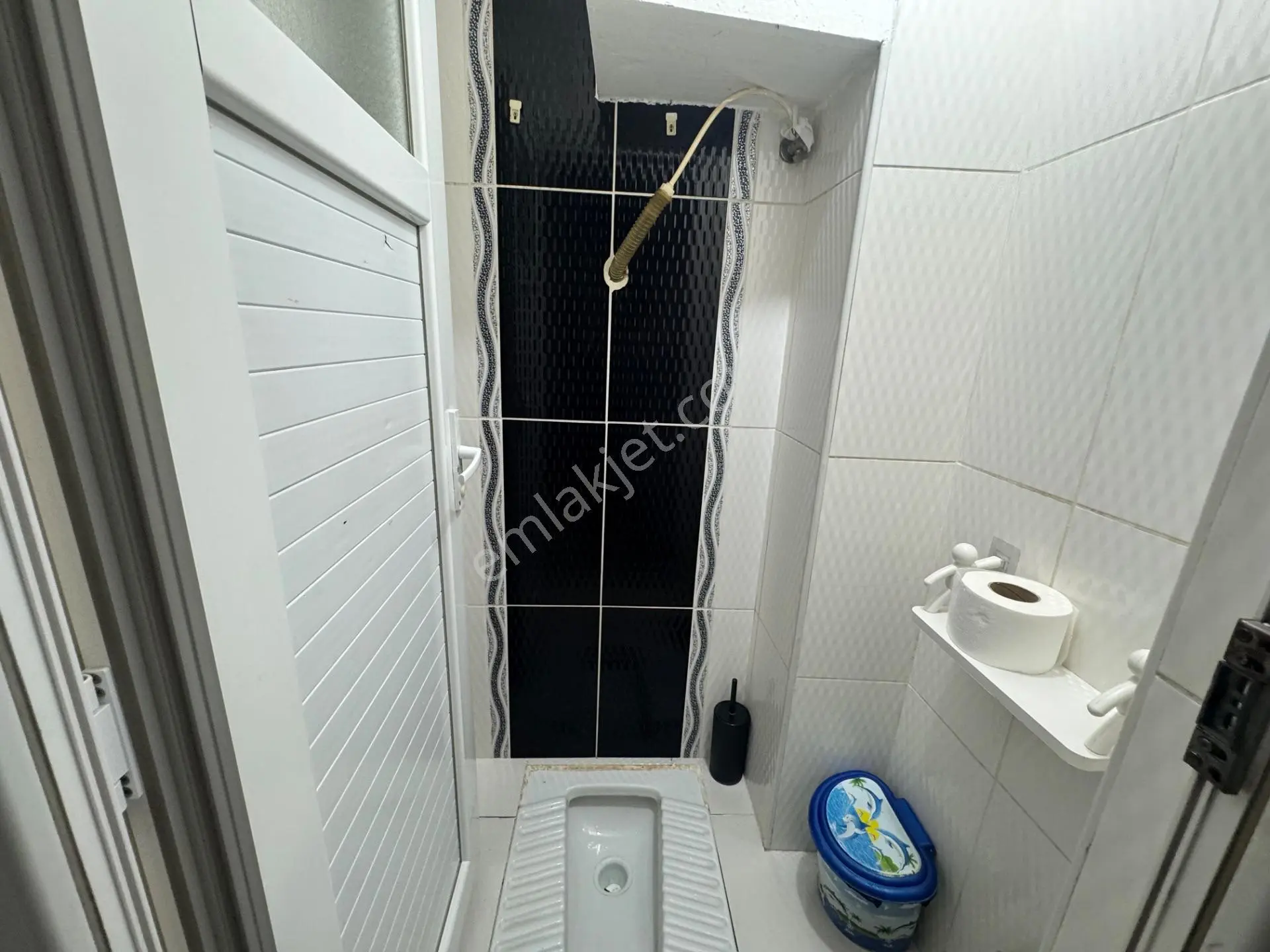 Gökdere Metro Yakınında Cadde Üzerinde Satılık 2+1 — fotoğraf 10