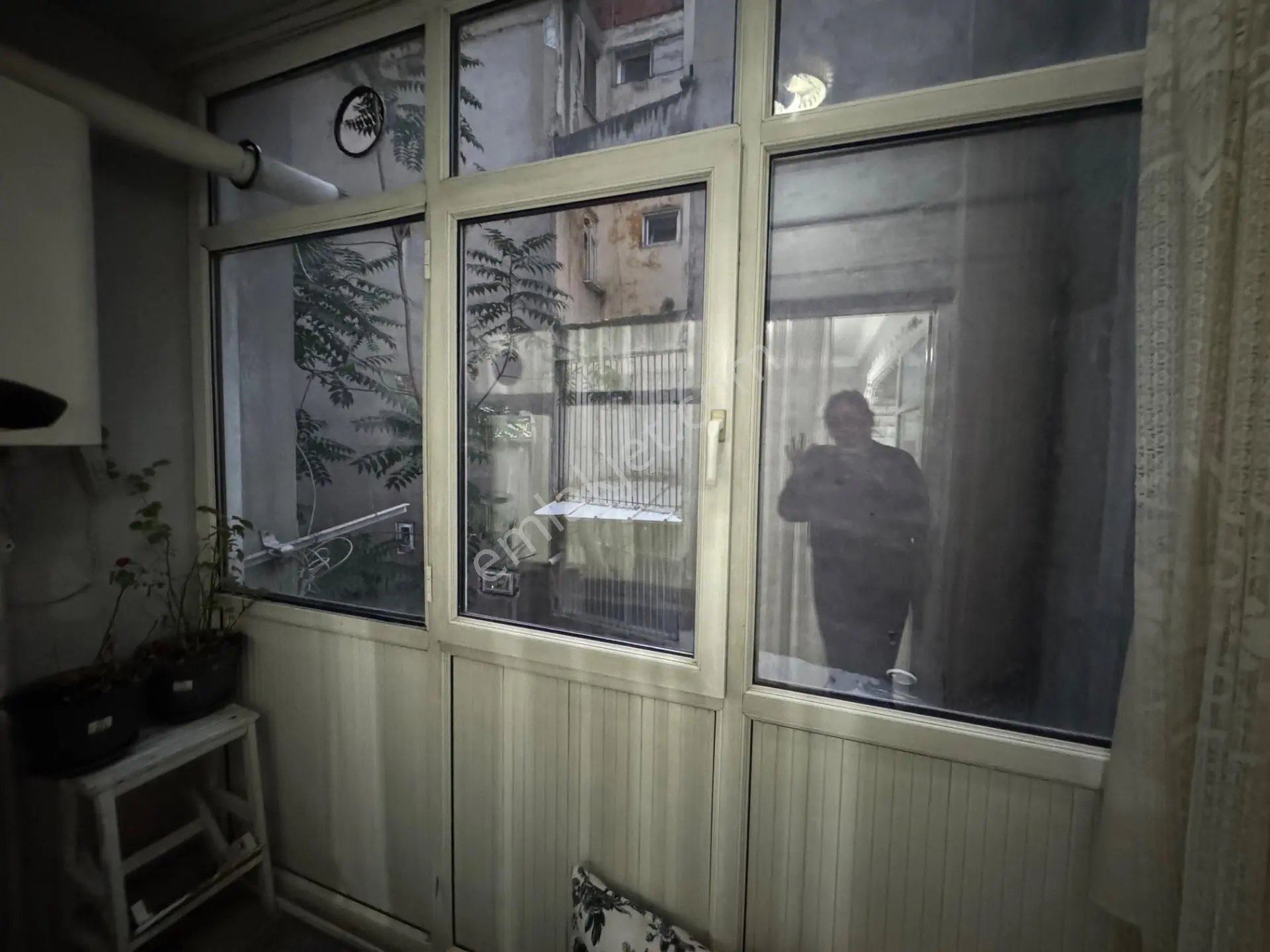 Gökdere Metro Yakınında Cadde Üzerinde Satılık 2+1 — fotoğraf 13