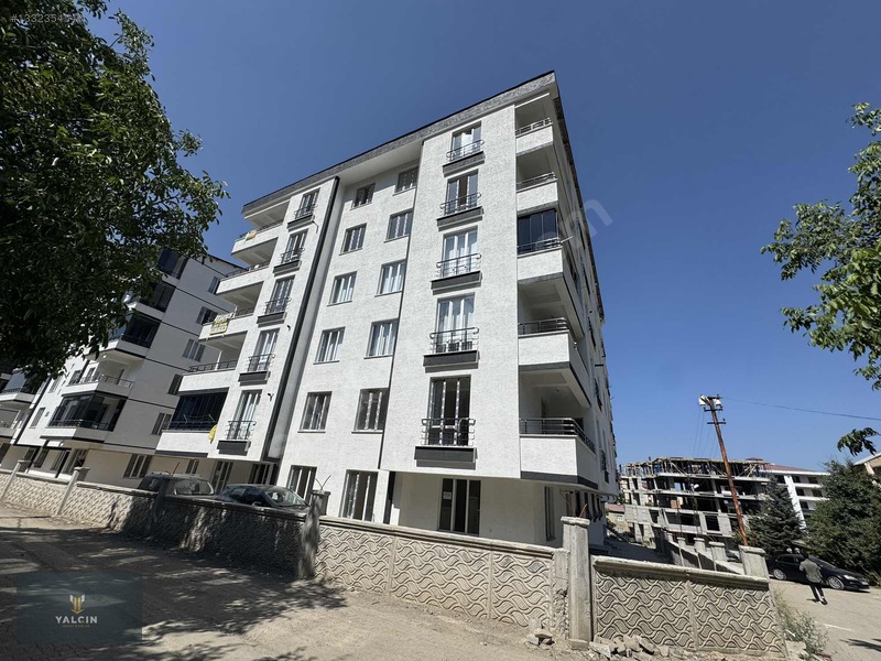 Fuar Mahallesi Site İçerisinde Satılık 2+1 Daire — fotoğraf 2