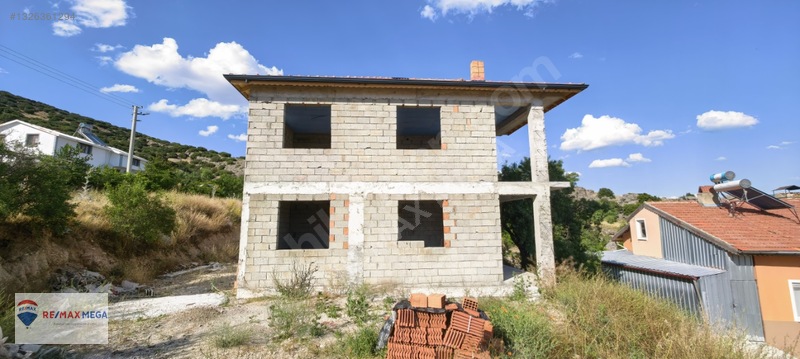 Isparta Keçirborlu Senir Köyü Eşsiz Manzaralı Natamam 5+1 Villa