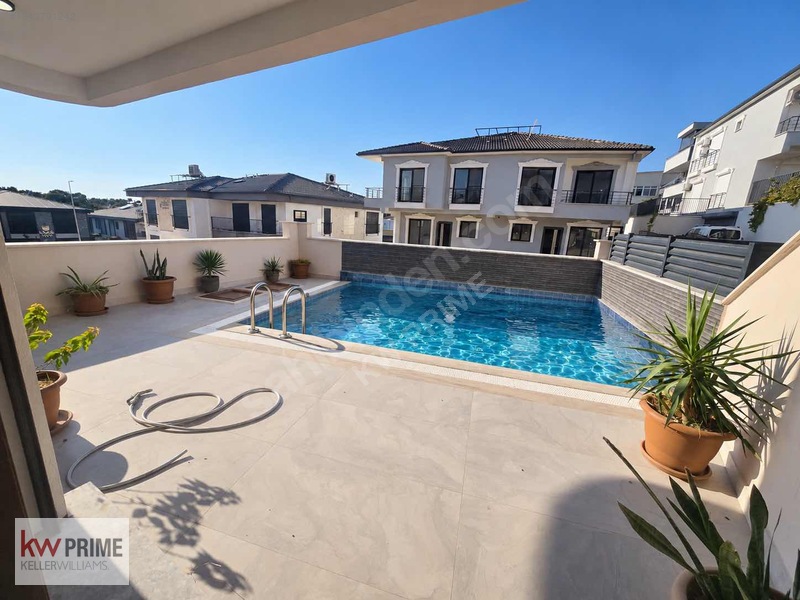 Müstakil Özel Bir Yaşam! Sonbahar Fırsat Havuzlu 5+1 Villa — fotoğraf 2