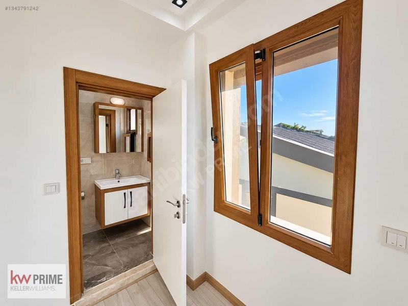 Müstakil Özel Bir Yaşam! Sonbahar Fırsat Havuzlu 5+1 Villa — fotoğraf 26
