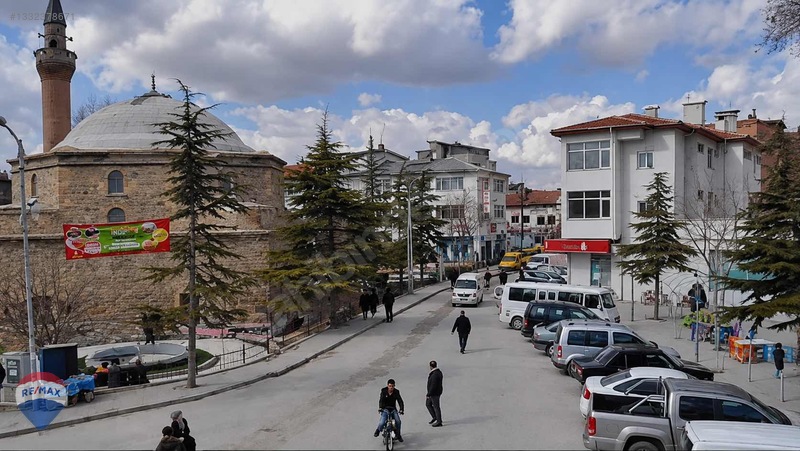 Afyon Bolvadin Resmi Yola Cepheli 18444M2 Satılık Tarla