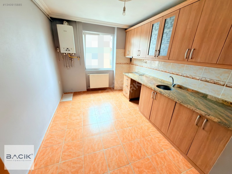 Sancaktepe Hastane Metro Yakın 110m2 Arakat 2+1 Daire Bacik — fotoğraf 2